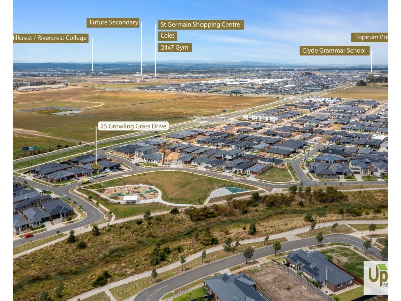 25 Growling Grass Drive, Clyde North VIC 3978