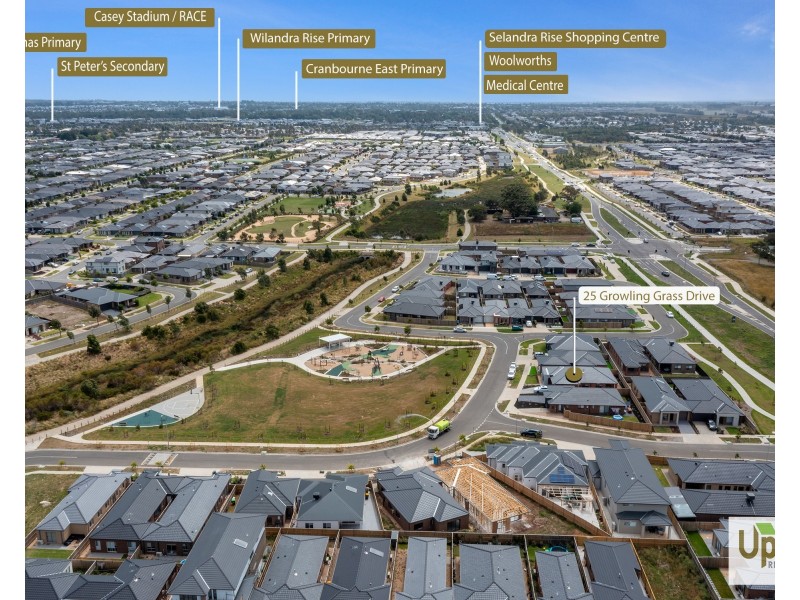 25 Growling Grass Drive, Clyde North VIC 3978