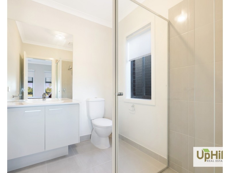 48 Pembrokeshire Loop, Clyde VIC 3978