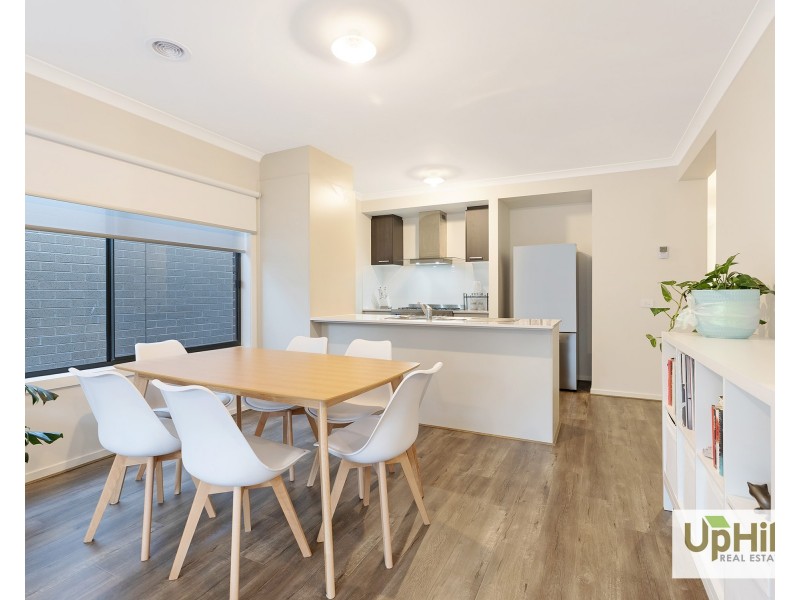 48 Pembrokeshire Loop, Clyde VIC 3978