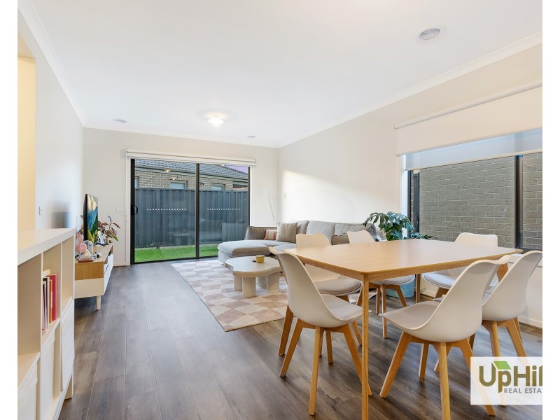 48 Pembrokeshire Loop, Clyde VIC 3978