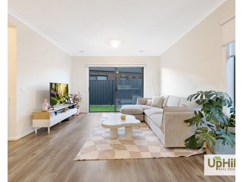 48 Pembrokeshire Loop, Clyde VIC 3978