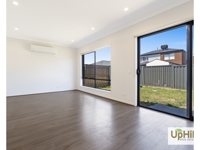 12A Bonette Circuit, Narre Warren South VIC 3805