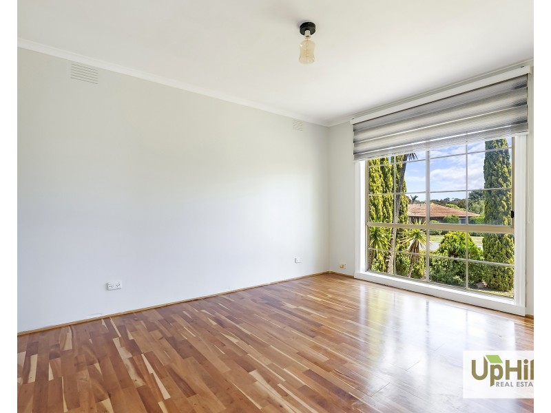 4 Greenmount Close, Narre Warren VIC 3805