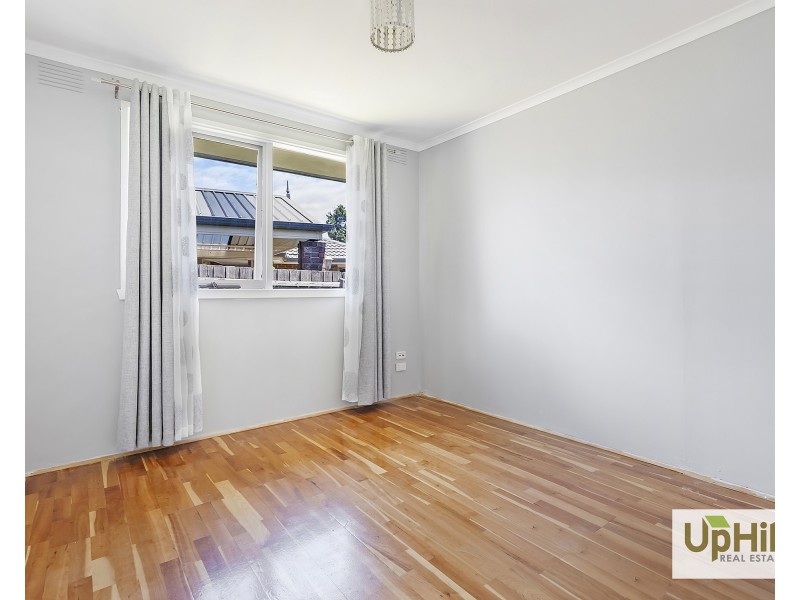 4 Greenmount Close, Narre Warren VIC 3805