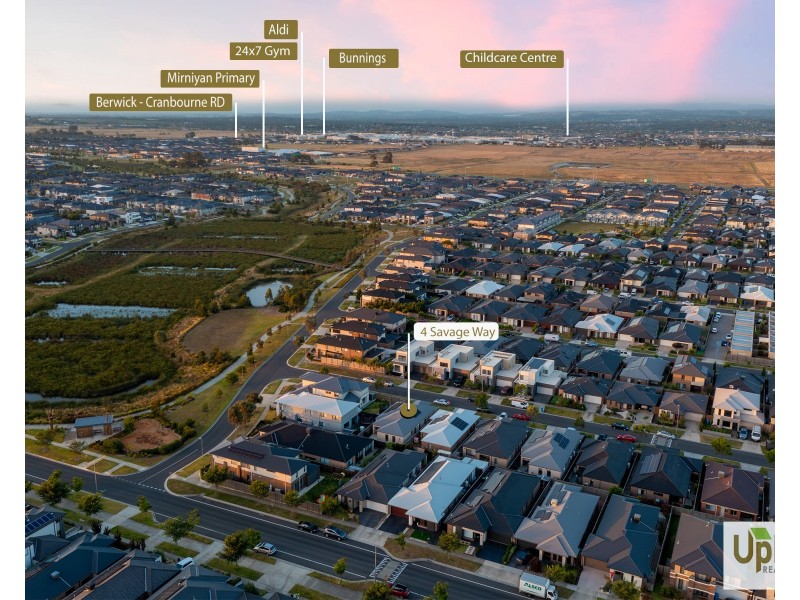 4 Savage Way, Clyde North VIC 3978