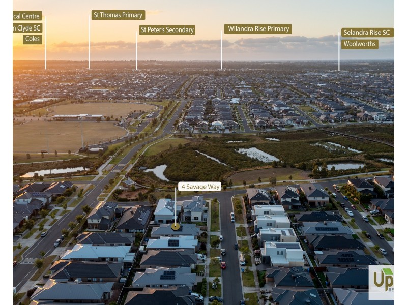 4 Savage Way, Clyde North VIC 3978