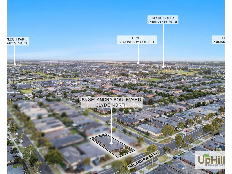 83 Selandra Boulevard, Clyde North VIC 3978