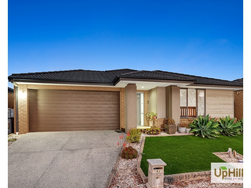 83 Selandra Boulevard, Clyde North VIC 3978