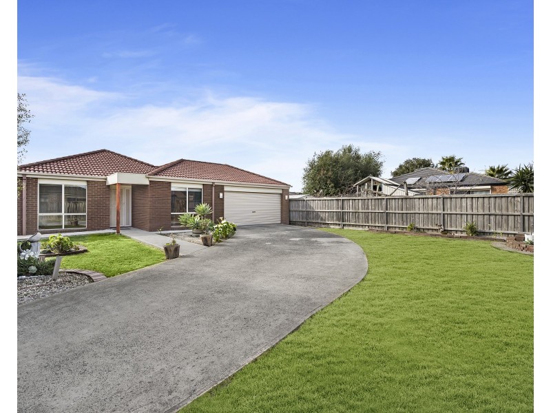 14 Silvergum place, Cranbourne VIC 3977