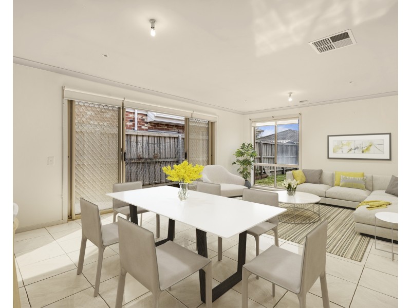 14 Silvergum place, Cranbourne VIC 3977