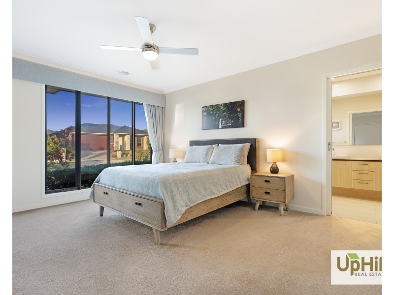 67 Swindale Way, Clyde North VIC 3978