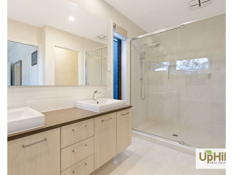 67 Swindale Way, Clyde North VIC 3978