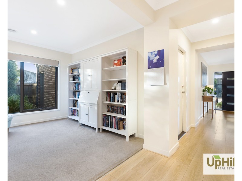 67 Swindale Way, Clyde North VIC 3978