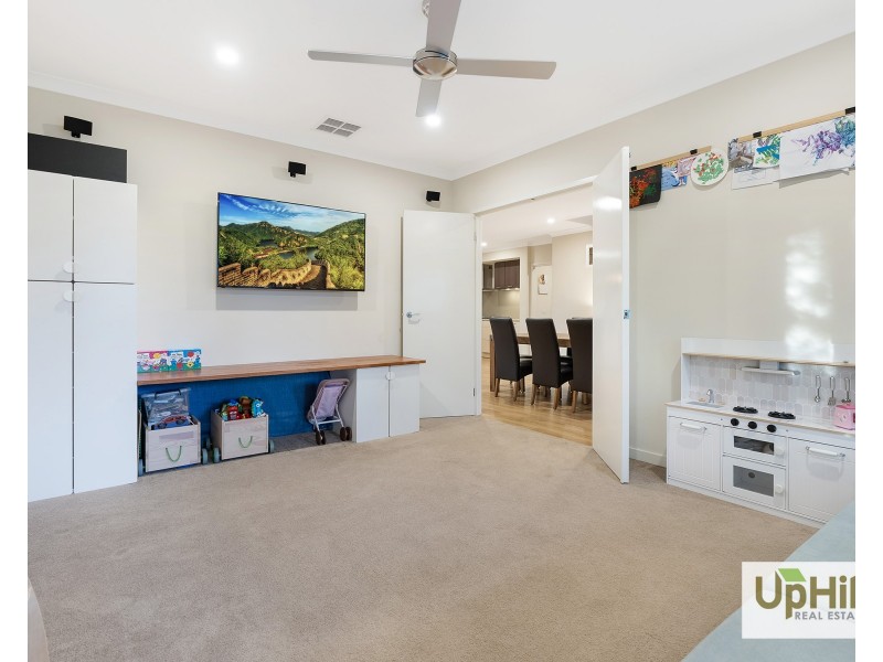 67 Swindale Way, Clyde North VIC 3978