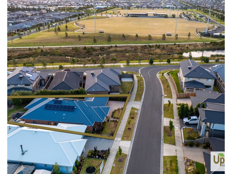 67 Swindale Way, Clyde North VIC 3978