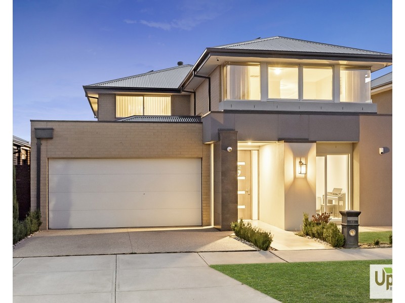 12 Outfield Road, Clyde VIC 3978