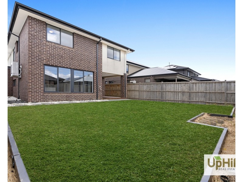 26 Serengeti Street, Clyde North VIC 3978