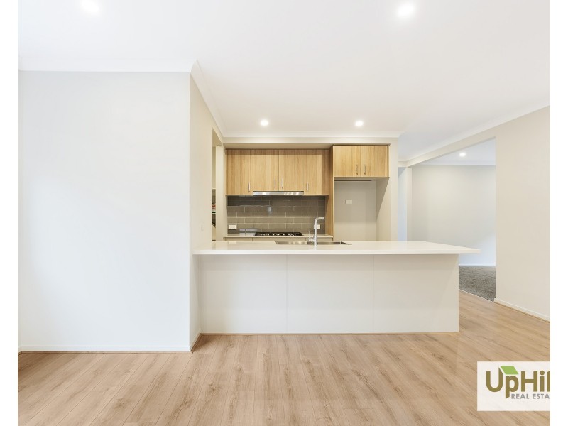 15 Bowfell Street, Officer VIC 3809