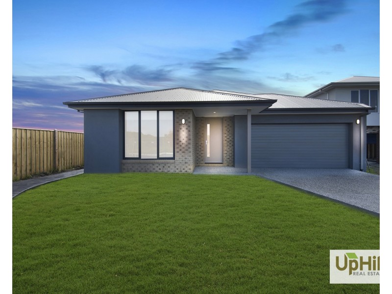 4 Eastview Terrace, Clyde VIC 3978
