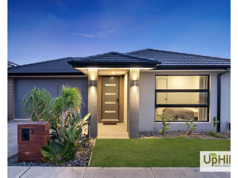 3 Bainton Avenue, Clyde VIC 3978