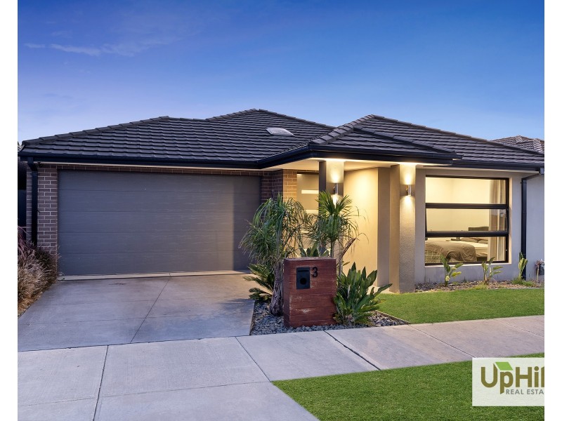 3 Bainton Avenue, Clyde VIC 3978