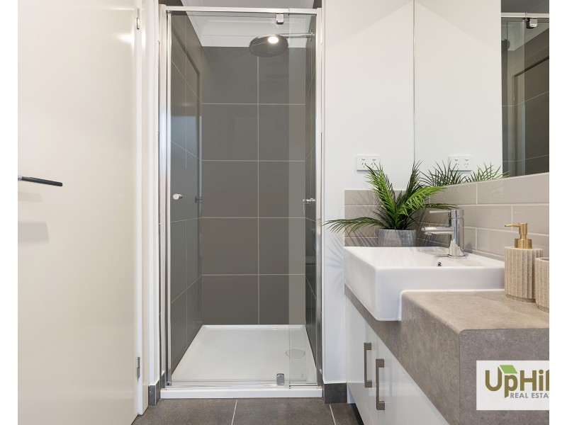 4S Mountjoy Circuit, Clyde North VIC 3978