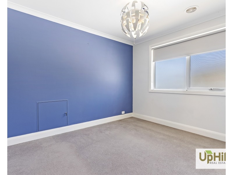 90 Newgrange Boulevard, Clyde North VIC 3978