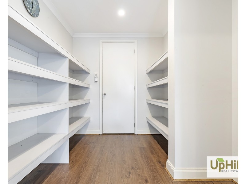 90 Newgrange Boulevard, Clyde North VIC 3978