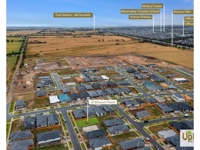 30 Blossom Street, Officer VIC 3809