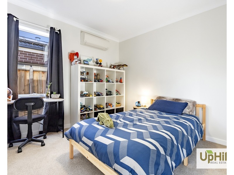 30 Shulze Drive, Clyde North VIC 3978