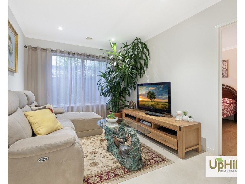 Clyde North VIC 3978