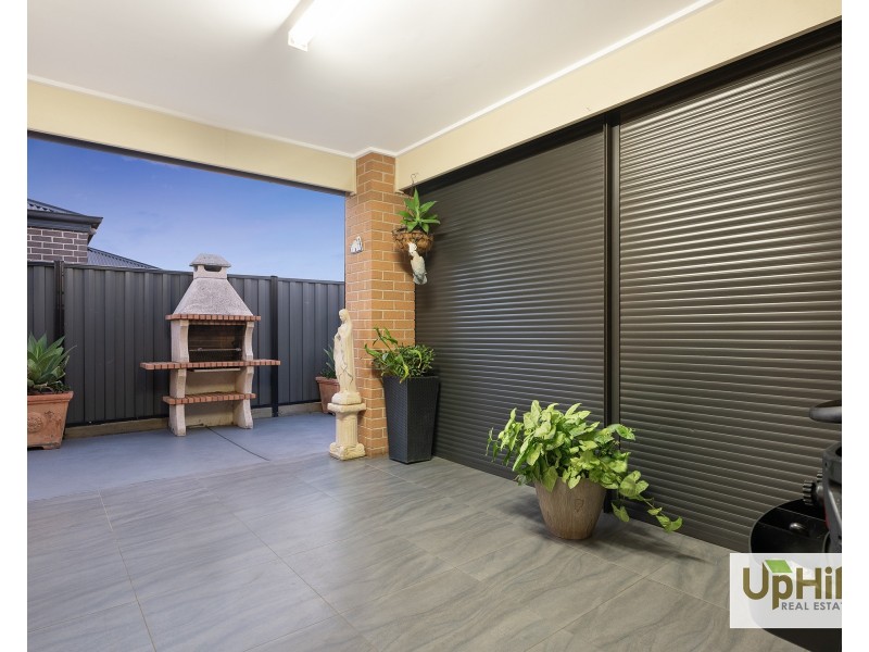 Clyde North VIC 3978