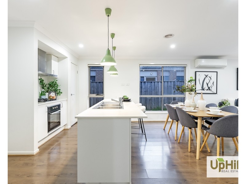 50 Glenelg Street, Clyde North VIC 3978