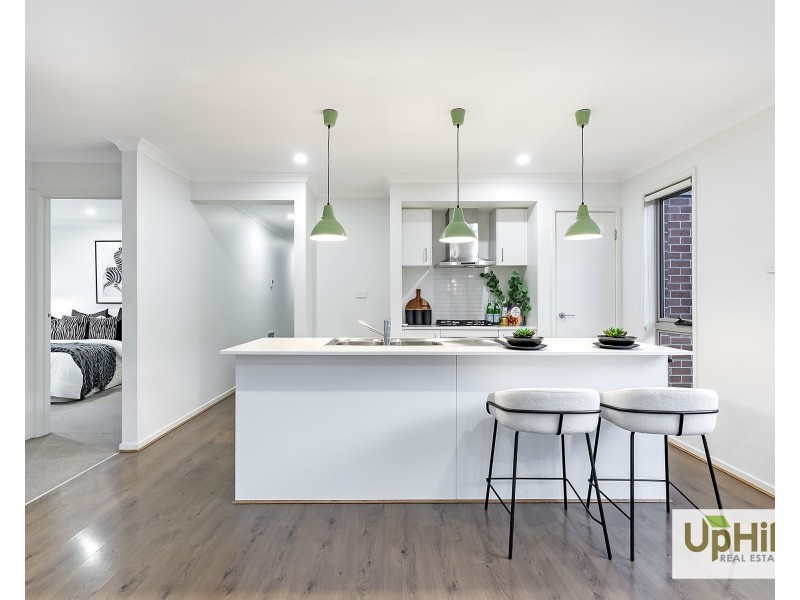 50 Glenelg Street, Clyde North VIC 3978