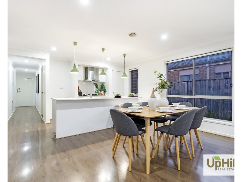 50 Glenelg Street, Clyde North VIC 3978