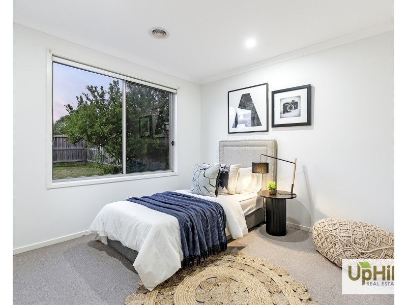 50 Glenelg Street, Clyde North VIC 3978