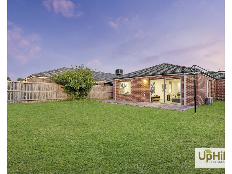 50 Glenelg Street, Clyde North VIC 3978