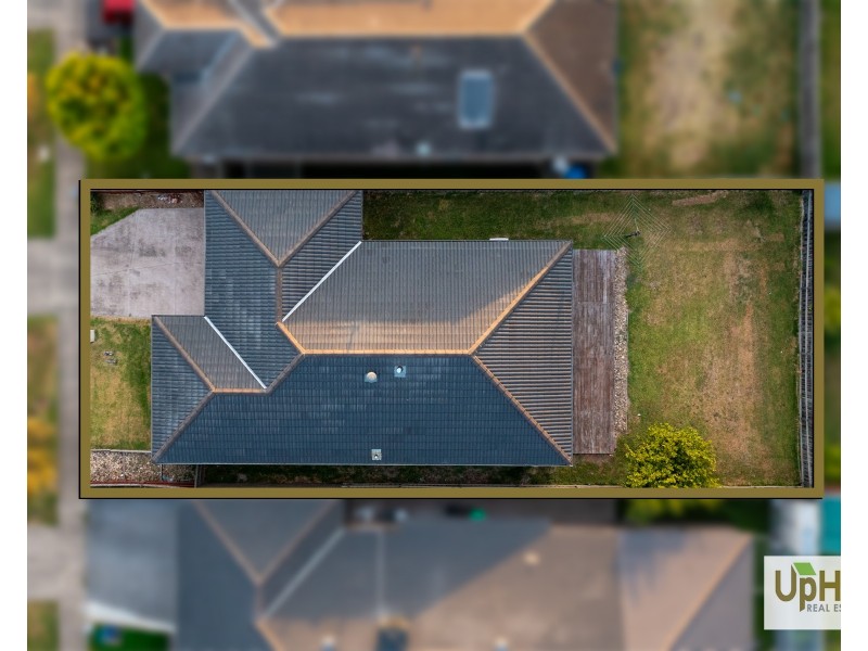 50 Glenelg Street, Clyde North VIC 3978