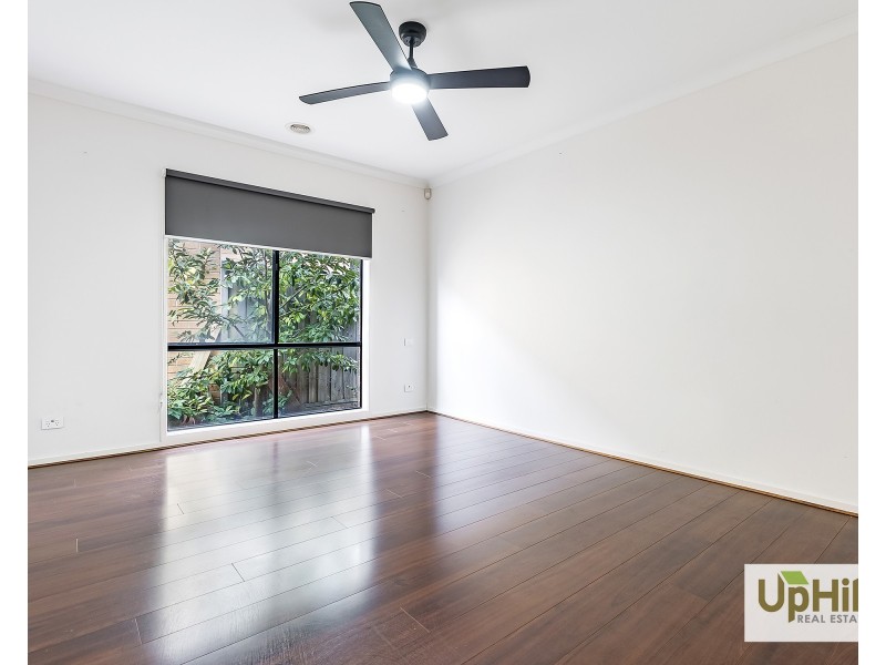 5 Karawarra Circuit, Cranbourne North VIC 3977