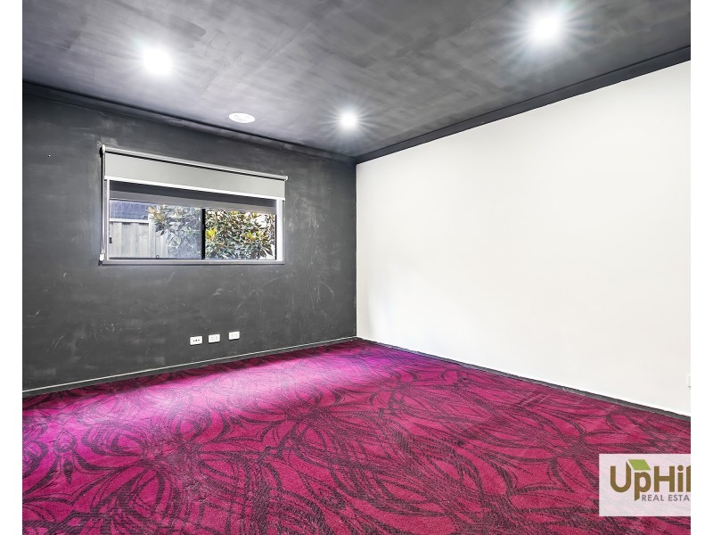 5 Karawarra Circuit, Cranbourne North VIC 3977