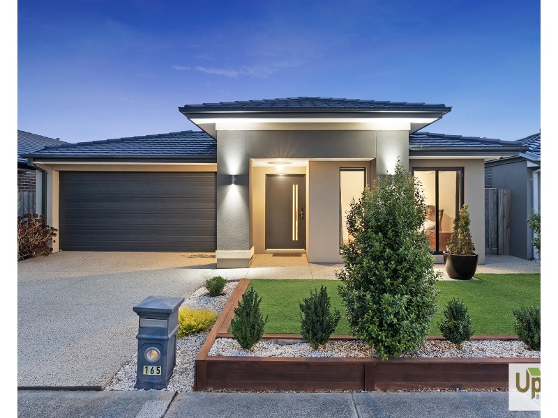 165 Athletic Circuit, Clyde VIC 3978