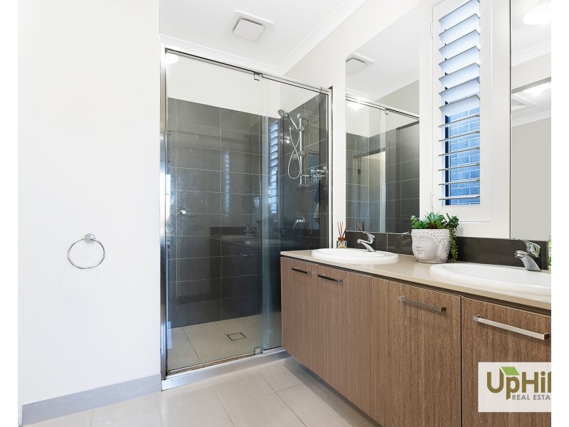 165 Athletic Circuit, Clyde VIC 3978