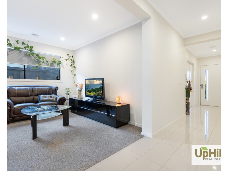 165 Athletic Circuit, Clyde VIC 3978