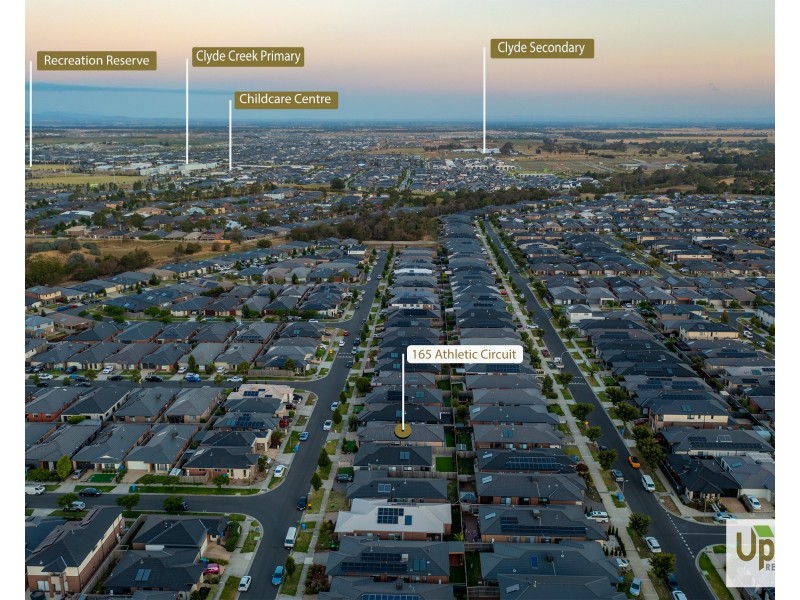 165 Athletic Circuit, Clyde VIC 3978