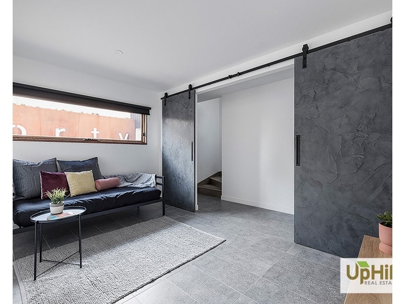 1/40  Bell Street, Coburg VIC 3058