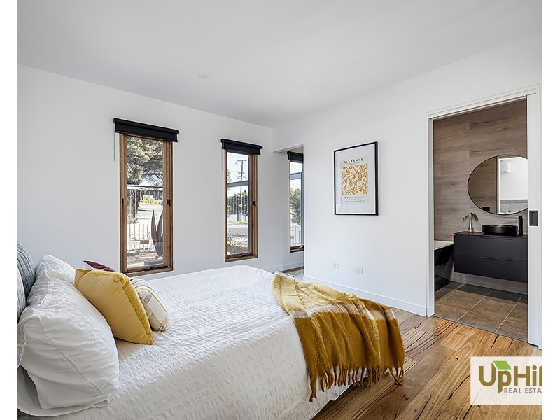1/40  Bell Street, Coburg VIC 3058