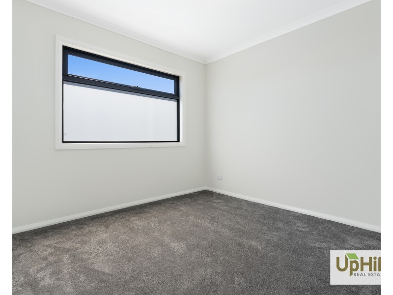 30 Keskadale Way, Clyde North VIC 3978