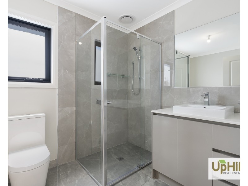 30 Keskadale Way, Clyde North VIC 3978