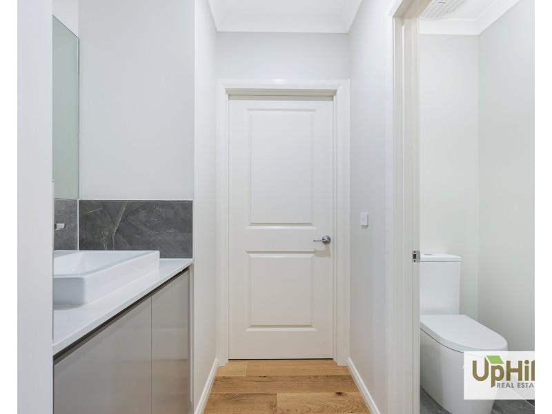 30 Keskadale Way, Clyde North VIC 3978